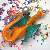 Party Dragon Toy | Dragons | Safari Ltd®