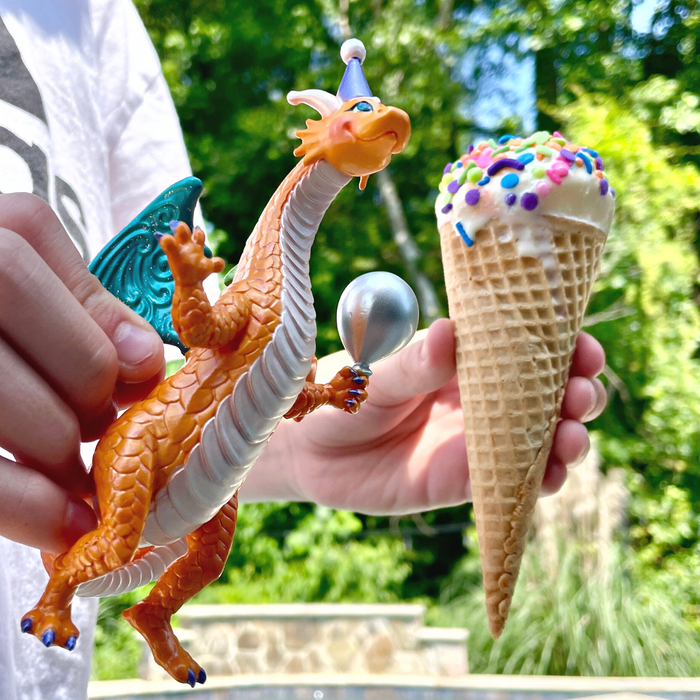 Party Dragon Toy | Dragons | Safari Ltd®