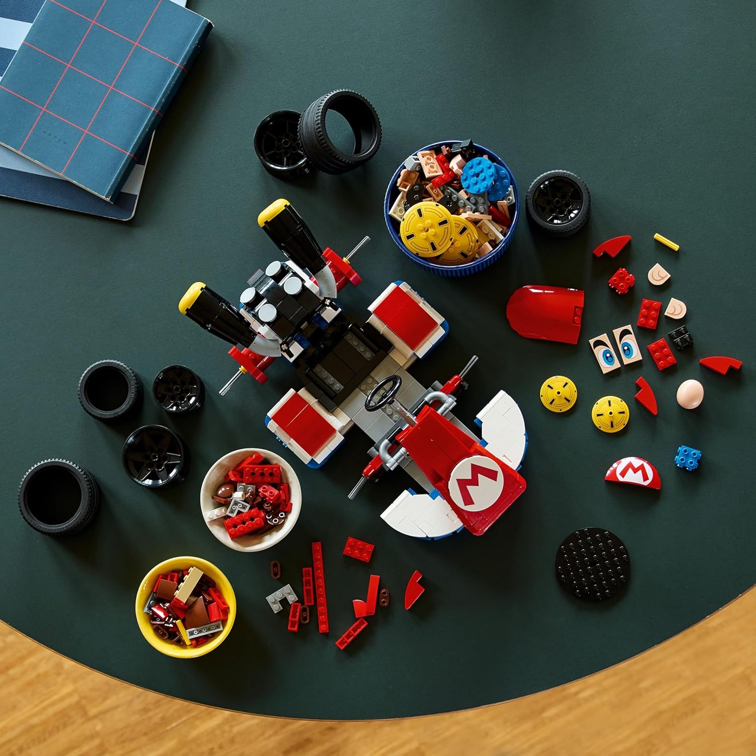 LEGO Super Mario: Mario Kart - Mario & Kart Set 72037