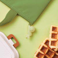 Smiski Zipperbite - Hanging On |  | Safari Ltd®