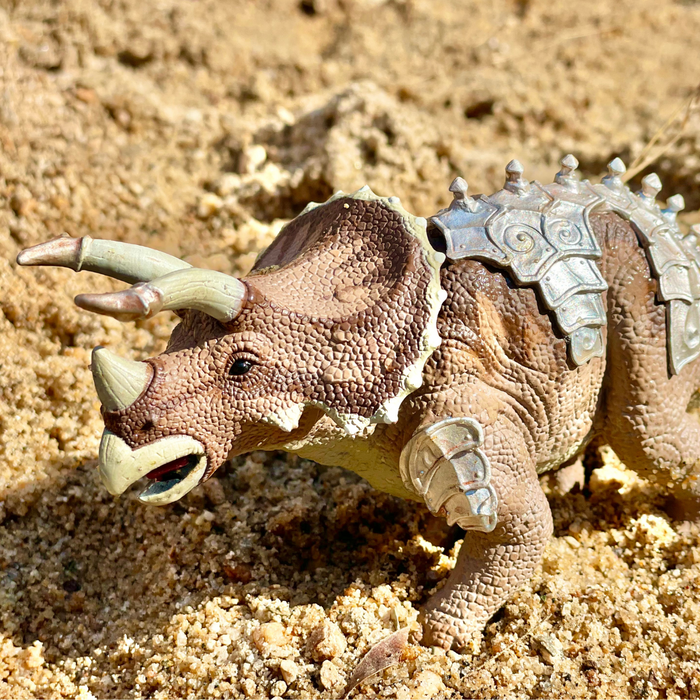 Armored Triceratops Toy | Dinosaur Toys | Safari Ltd®