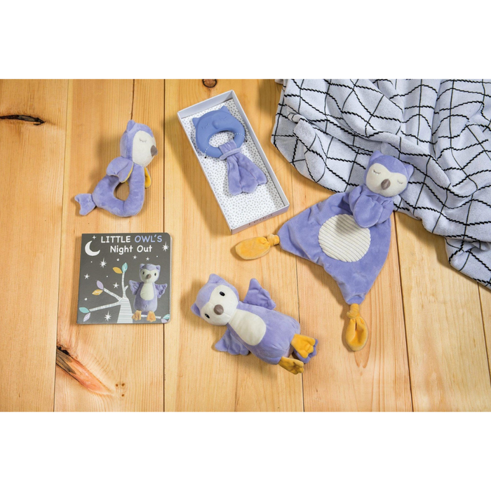 Leika Little Owl Book |  | Safari Ltd®