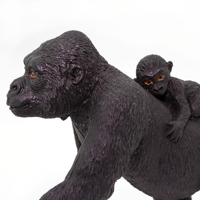 Lowland Gorilla with Baby Toy | Wildlife Animal Toys | Safari Ltd.