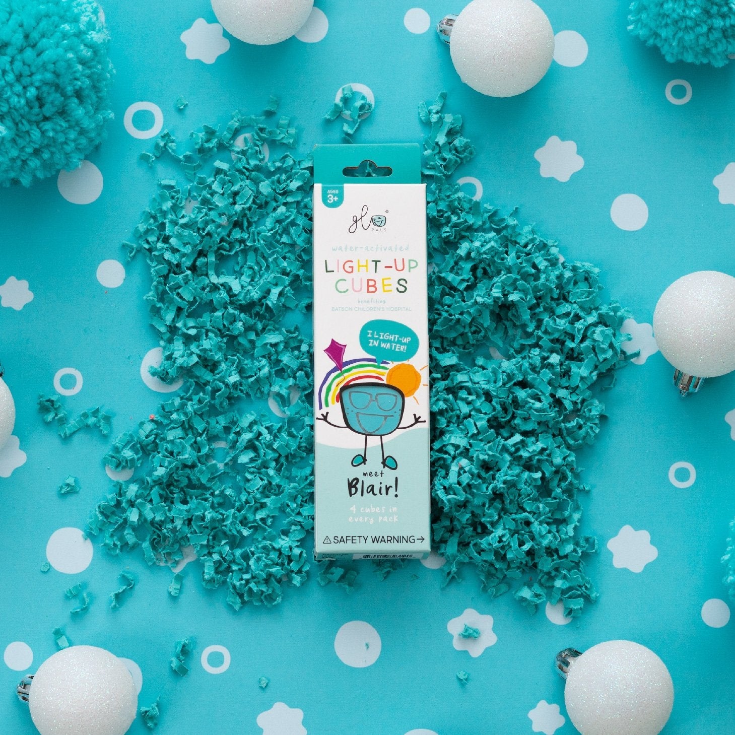 Glo Pals 4-Pack Blue Light Up Cubes | Safari Ltd®