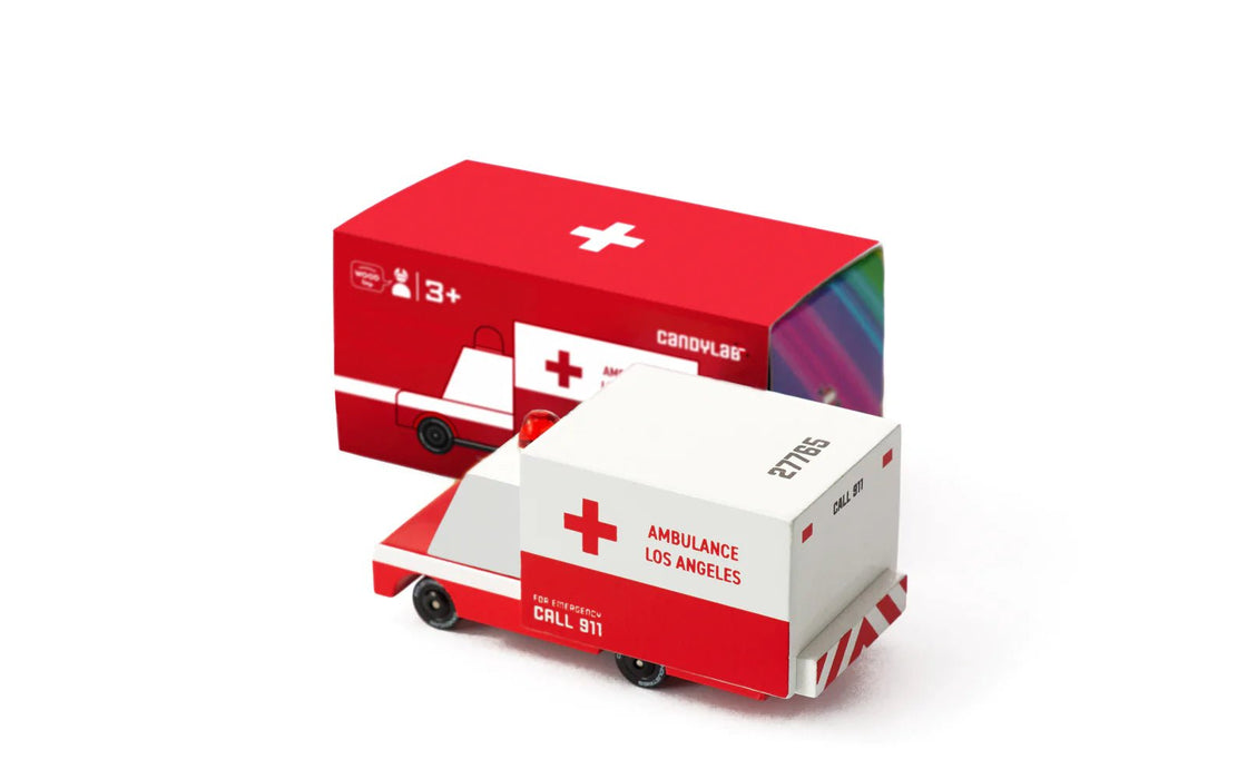 CandyLab Ambulance Van - Safari Ltd®