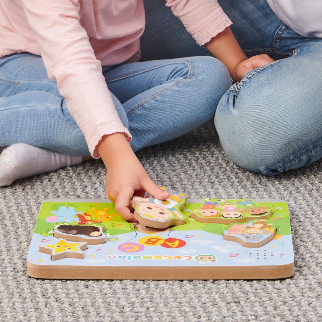cocoronさま✨ CoComelon Sound Puzzle | Safari Ltd®