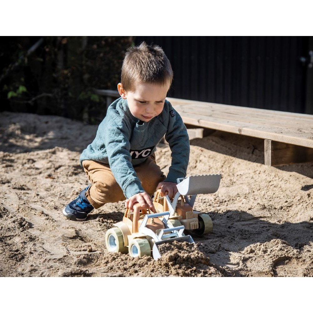 dantoy Bio Tractor W/Grab Gift Box - Safari Ltd®