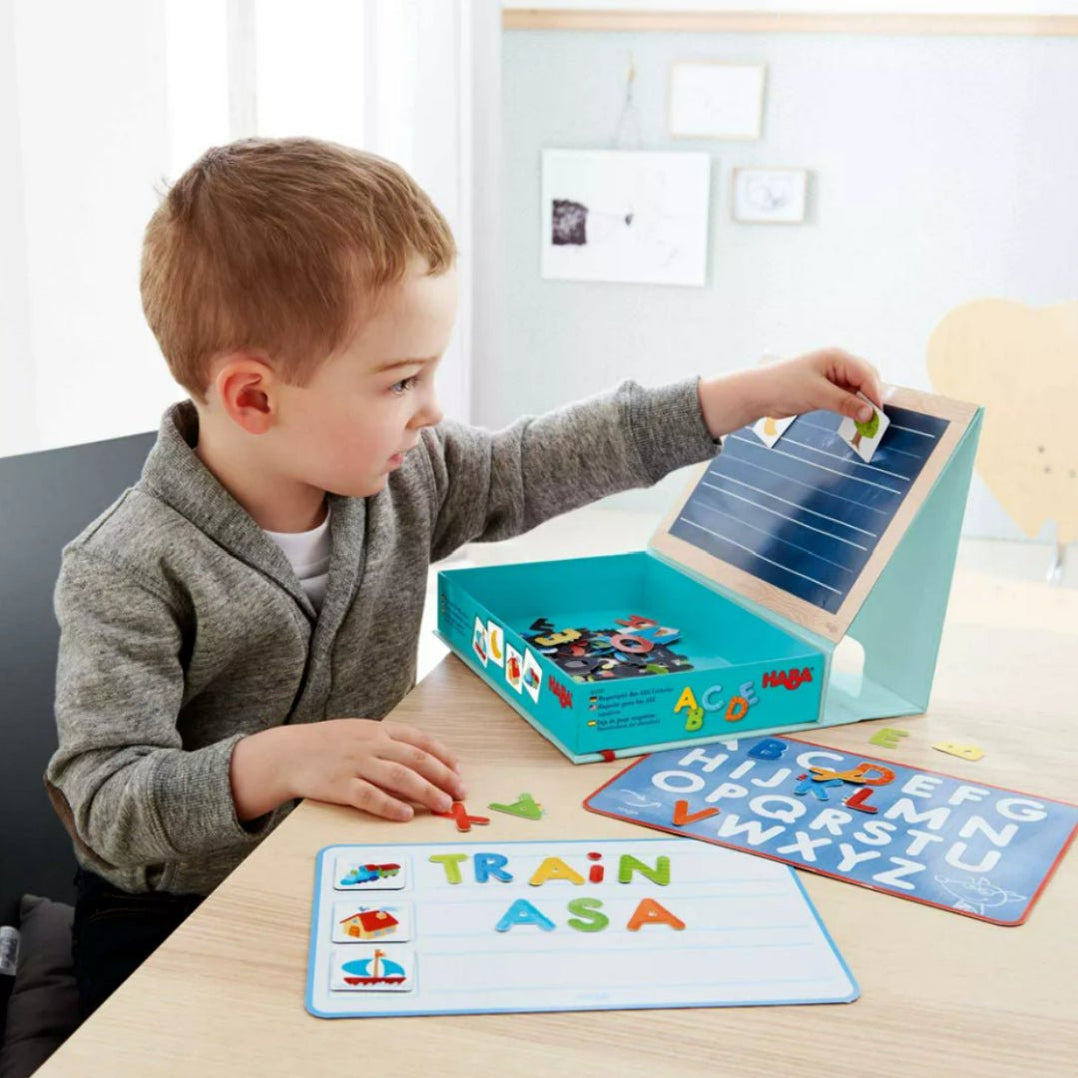 Game Box ABC Expedition Educational Toys Safari Ltd®